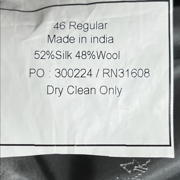 Jos A. Bank RESERVE Gray Plaid Men's Blazer Size 46 REGULAR - Picture 9 of 10